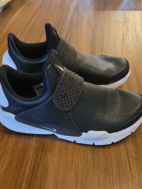 Nike Womans Sock Dart Black  Slip-On Perforated Strap Sneakers
